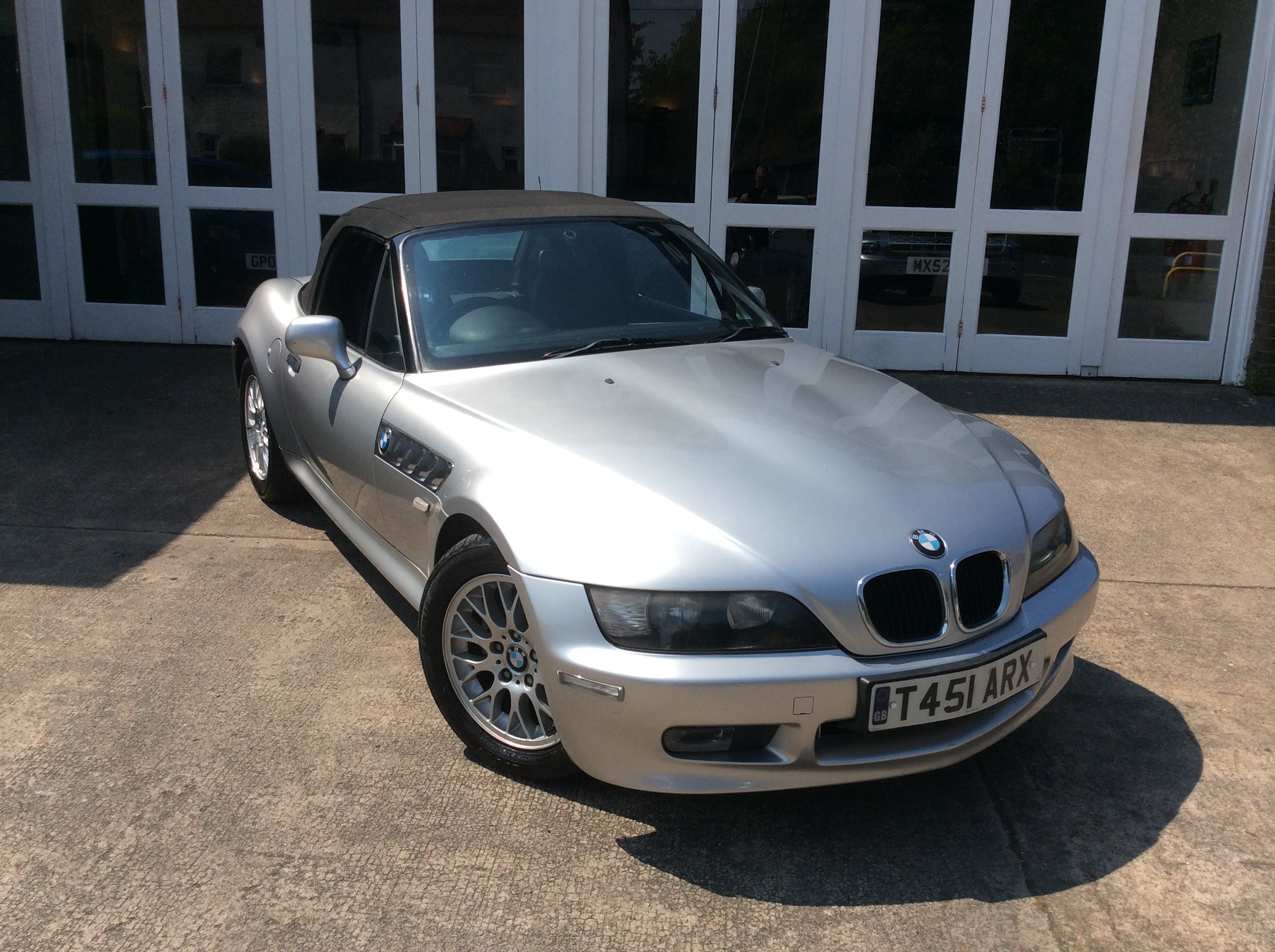 BMW Z3 1.9 PRICE 3,990 STOCK STATUS IN STOCK REGISTERED 22 06 1999 MILEAGE...
